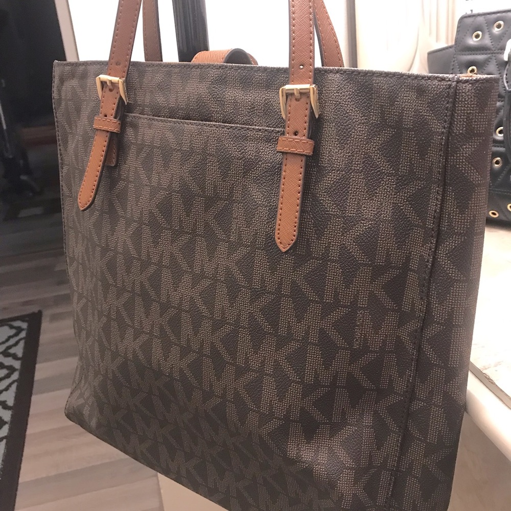 MK Large Signature Tote Bag